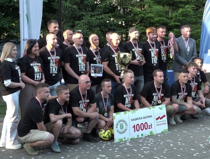 Zakończenie rozgrywek: LZS Płocicz mistrzem Amatorskiej Ligi Piłki Nożnej Powiatu Sępoleńskiego w sezonie 2024/2025 [WIDEO]