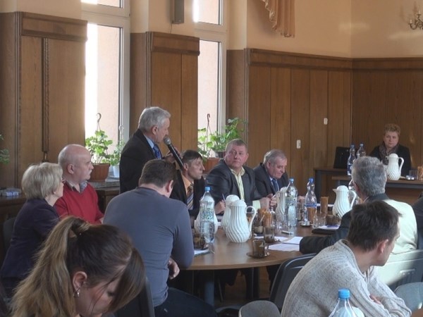 V Sesja Rady Miejskiej w Kamieniu Krajeńskim (WIDEO)