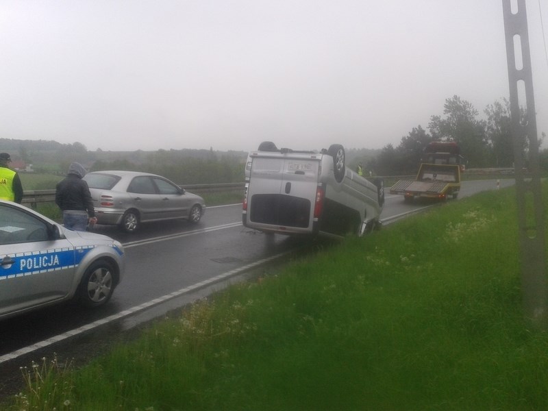 Kolizja na drodze krajowej 25 (FOTO)