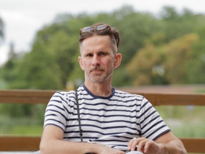 Drugi dzień Dni Sępólna Krajeńskiego pod znakiem artystycznych spotkań - Marcin Bosak na molo [FOTO]