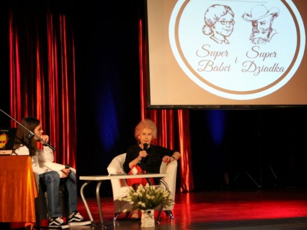 Super-Babcia Wika! (FOTO)