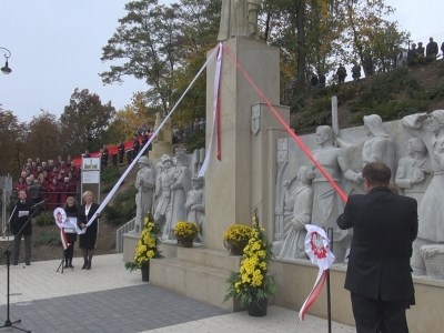 Odsłonięcie Pomnika Wdzięczności Chrystusa Króla w Sępólnie Krajeńskim (WIDEO)