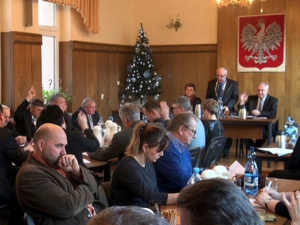 XV Sesja Rady Miejskiej w Kamieniu Krajeńskim (WIDEO)