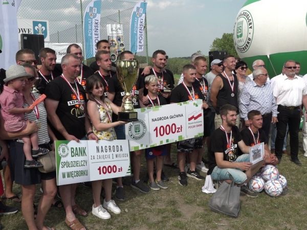Zakończenie rozgrywek Powiatowej Ligi Piłki Nożnej Powiatu Sępoleńskiego w sezonie 2021/2022 [WIDEO]