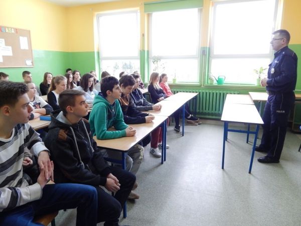 Policjanci z wizytą w szkołach