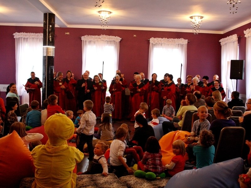 Cecylka - dzieciom (FOTO)