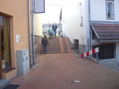 Przebudowa i podnoszenie standardu dróg gminnych oraz chodników  w obszarze Stare Miasto (FOTO)