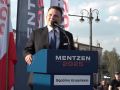 Wiec wyborczy Sławomira Mentzena na rynku w Sępólnie Krajeńskim [WIDEO]