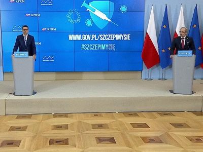 Zasady epidemiczne na wakacje - konferencja prasowa premiera i ministra zdrowia [WIDEO]
