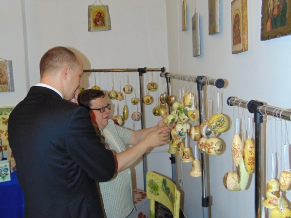 Wernisaż wystawy pt. "Rękodzieło w stylu decoupage" (FOTO)