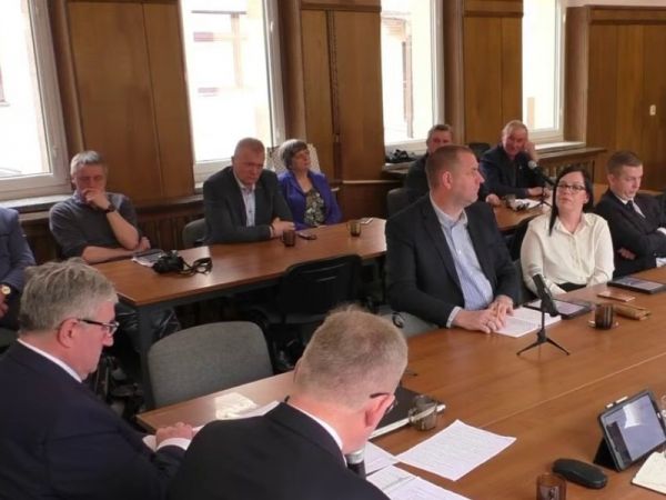 LXI sesja Rady Miejskiej w Kamieniu Krajeńskim [WIDEO]